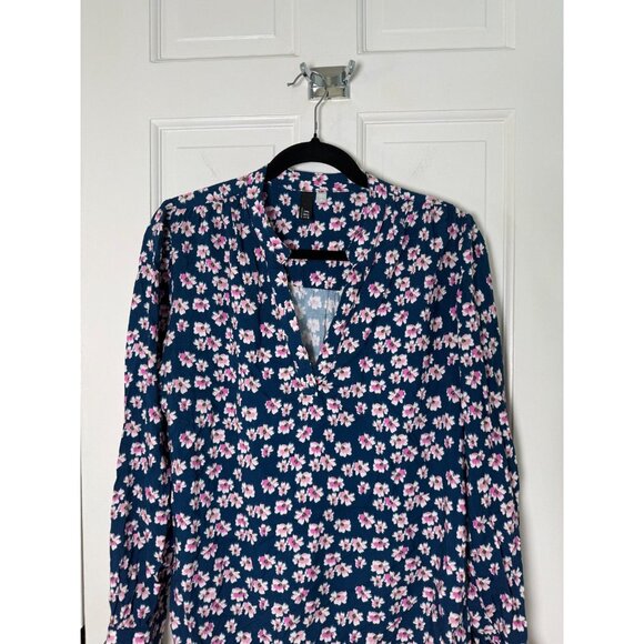 Kut From The Kloth Women's Navy Blue Vibrant Pink Floral Blouse Size M - Picture 3 of 11